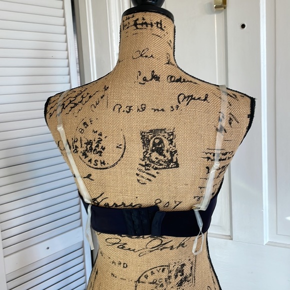 Bra - Picture 2 of 3